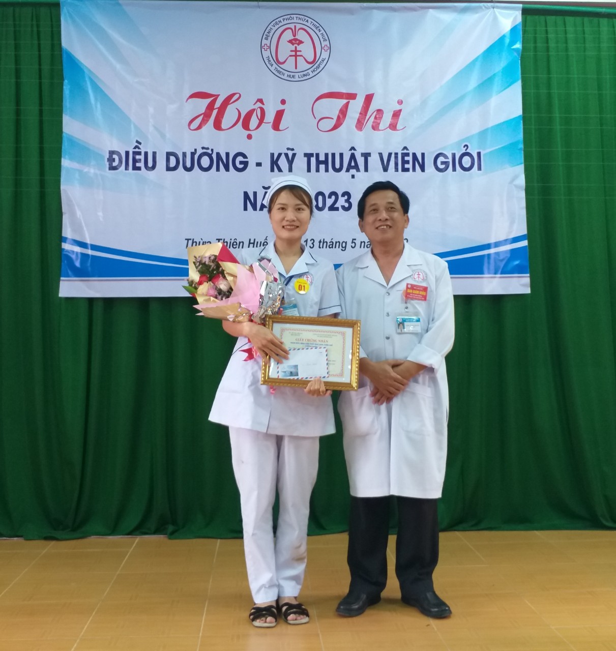 Giải nhất: Đ D. Nguyễn Thị Thúy Dung - Khoa Lao phổi-Bệnh phổi